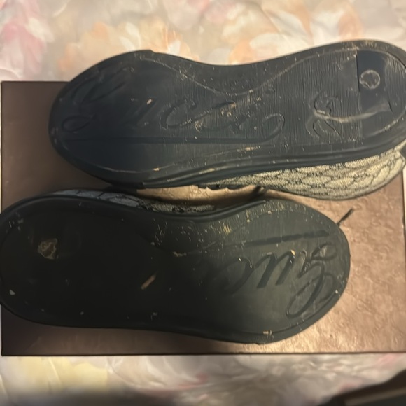 Men’s Gucci GG High Top Sneakers in size 10. Only worn a few times. - Picture 10 of 13